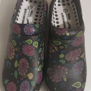 Clogs by delta color rainbow black size 11
